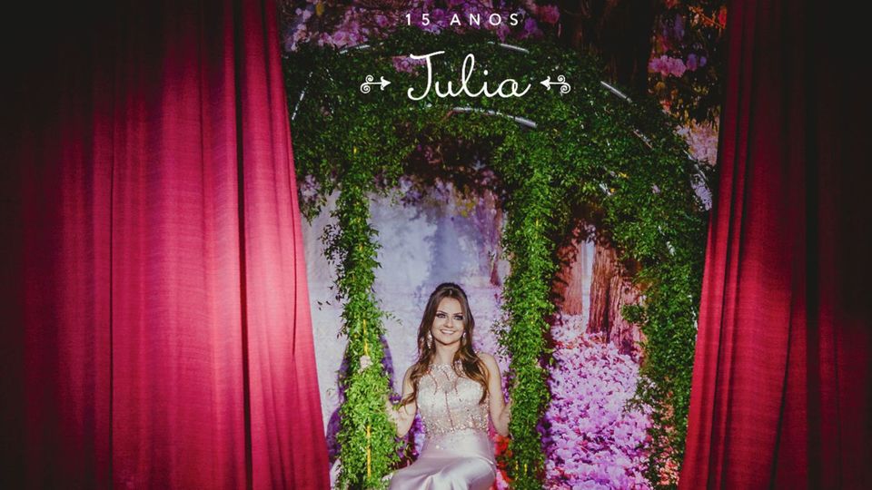 Julia - 15 Anos