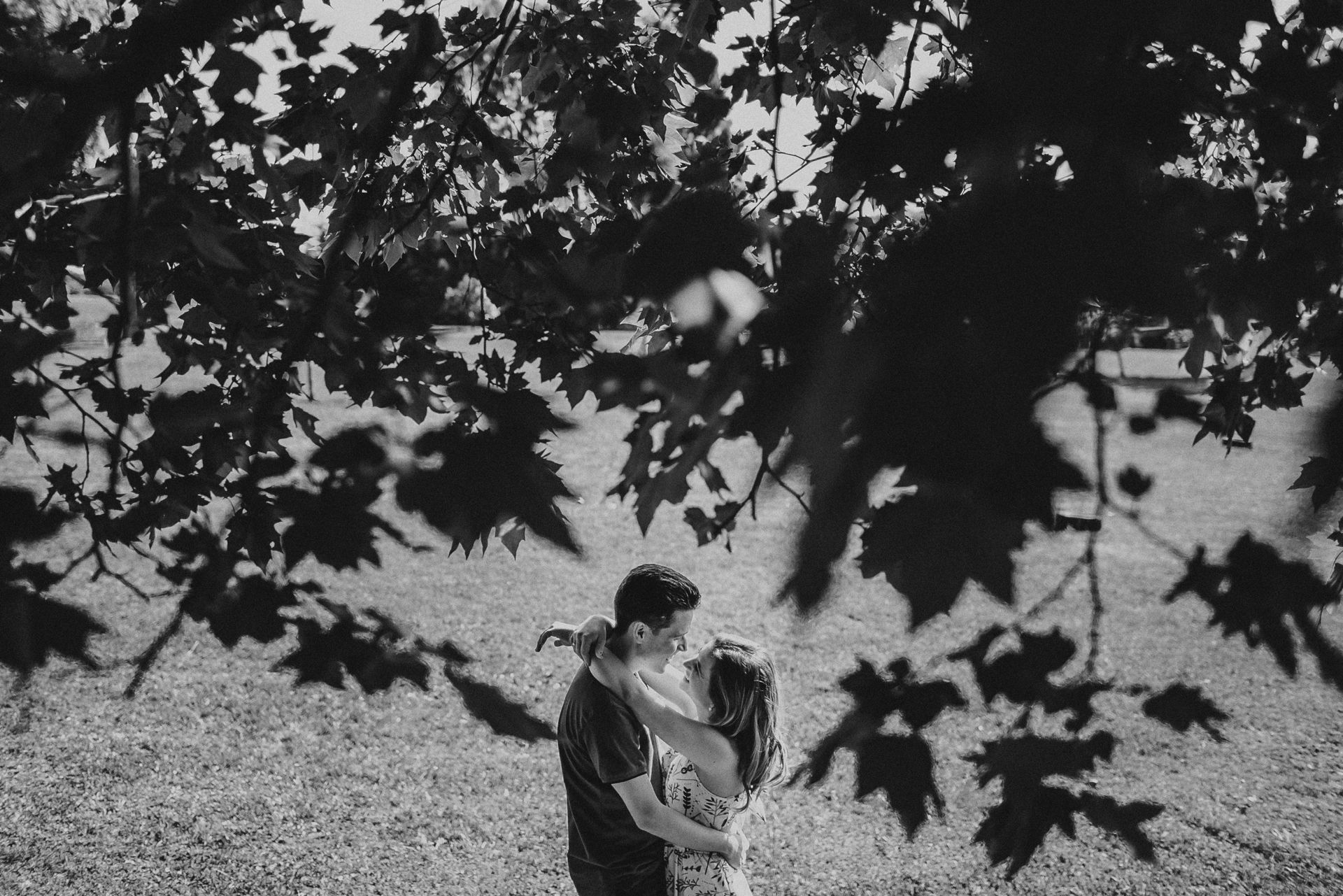 Foto Um ensaio fantástico, a beira de um lago. - Fabiane e Rafael - Imagem 0