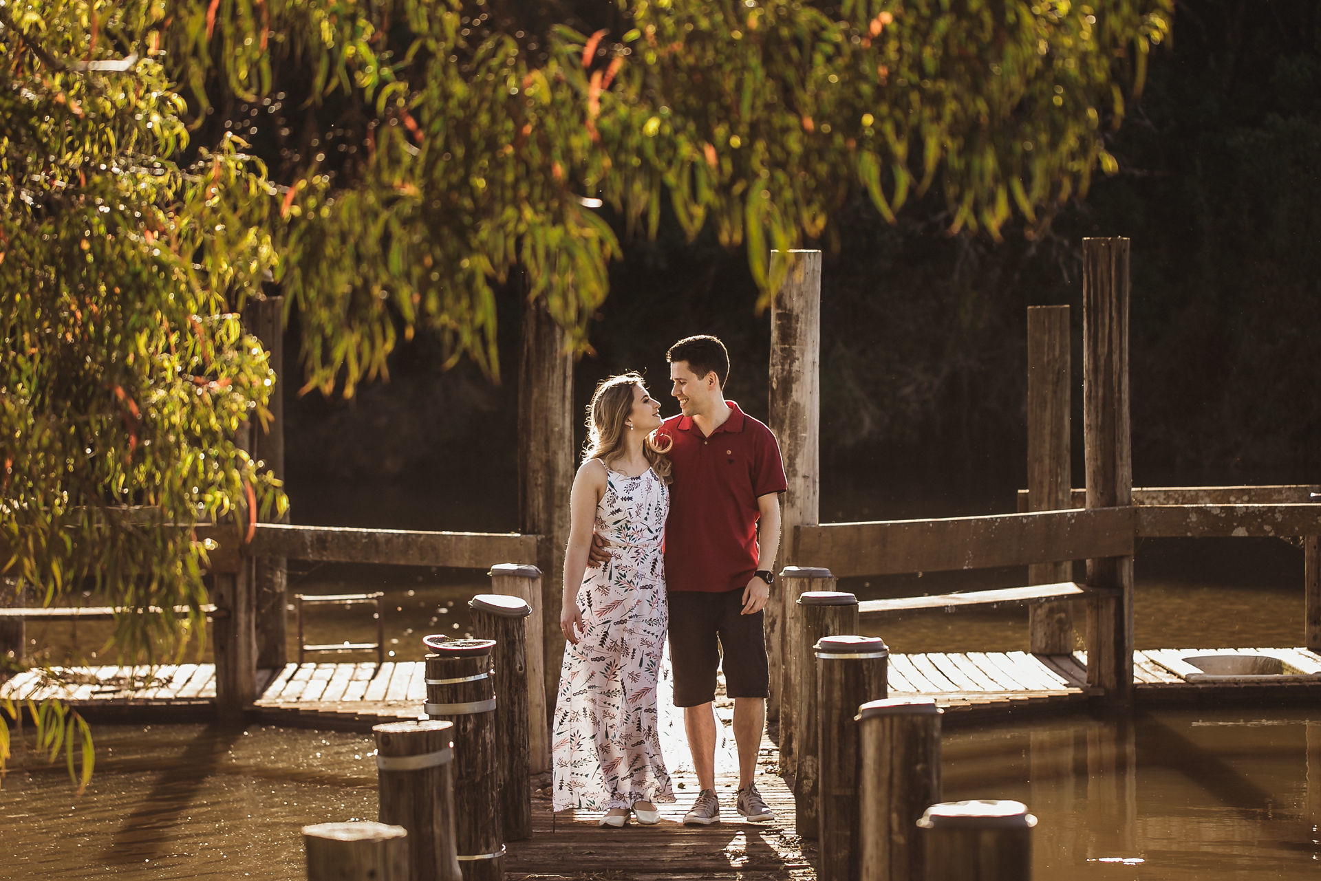 Foto Um ensaio fantástico, a beira de um lago. - Fabiane e Rafael - Imagem 5