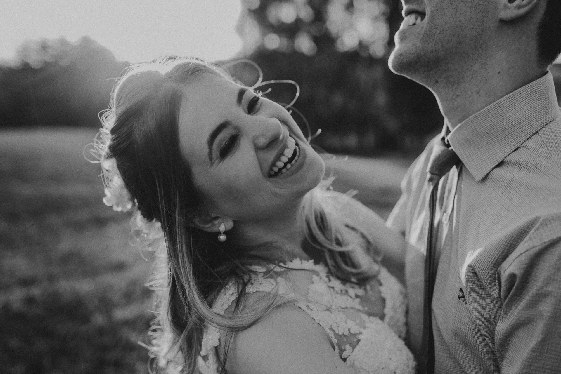 Foto Um ensaio fantástico, a beira de um lago. - Fabiane e Rafael - Imagem 16