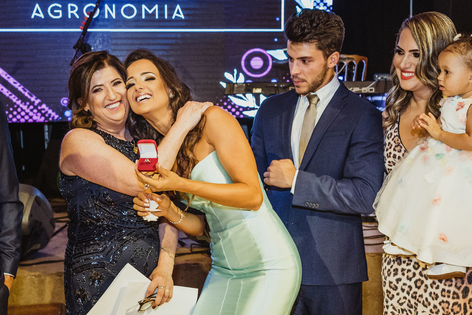 Foto Júlia Batistella Gatto - Formatura - Imagem 30