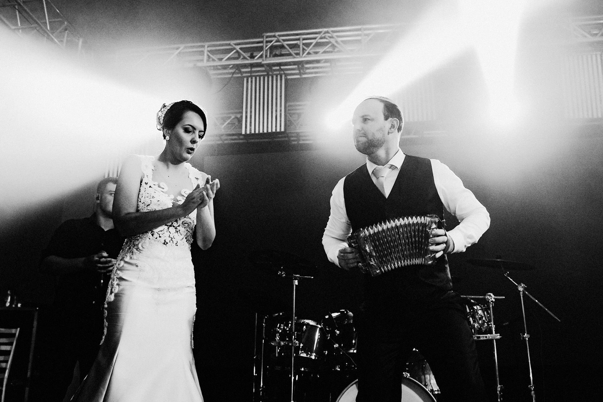 Foto Ivana e Anderson - Casamento - Imagem 54