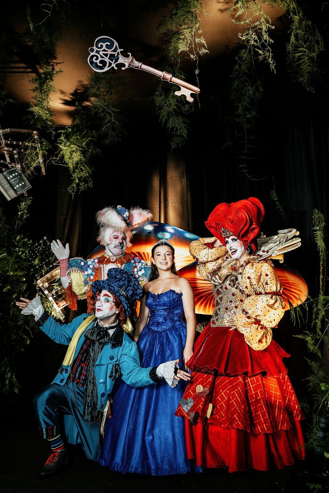 Foto Bibiana no país das maravilhas - 15 Anos - Imagem 46