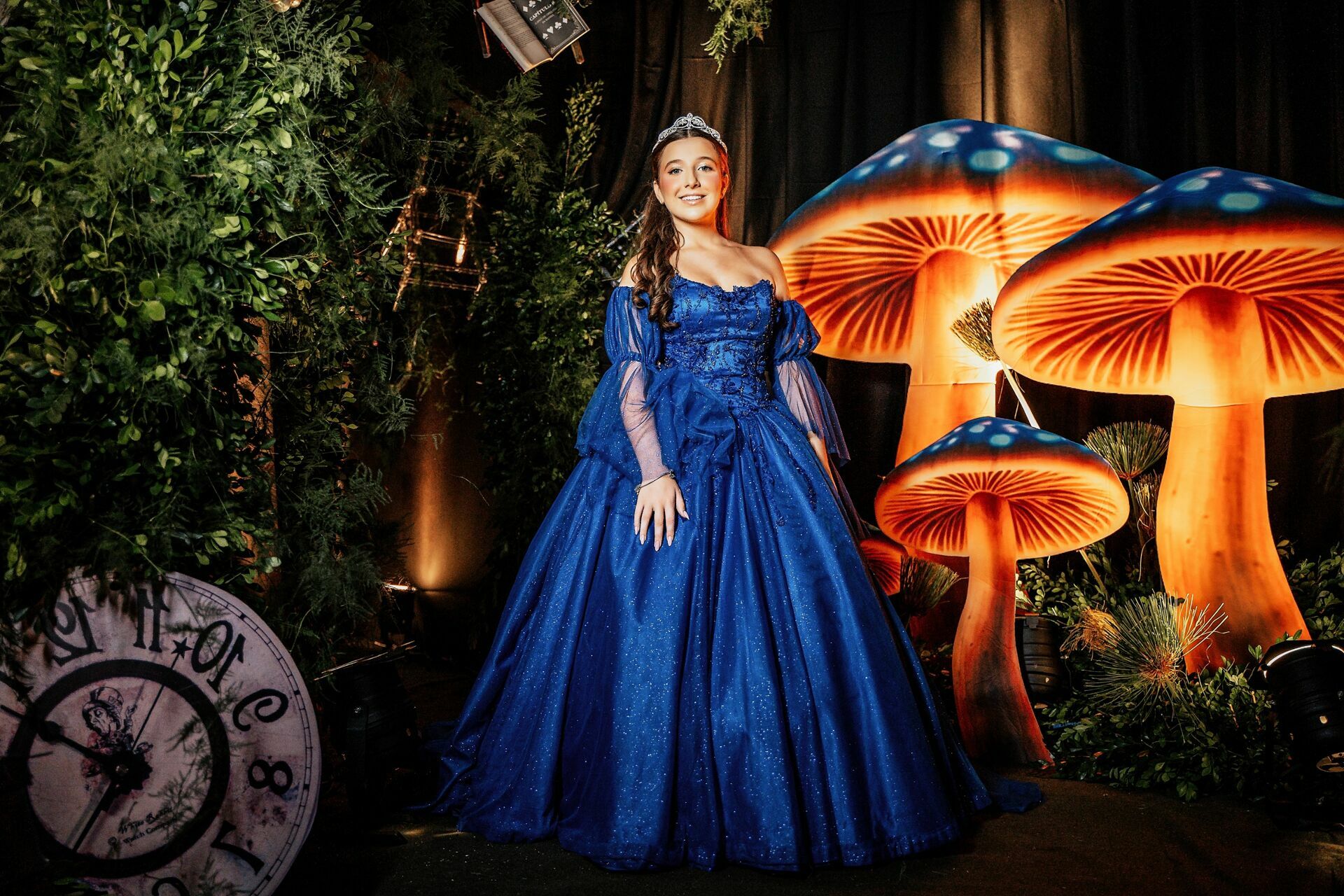 Foto Bibiana no país das maravilhas - 15 Anos - Imagem 14