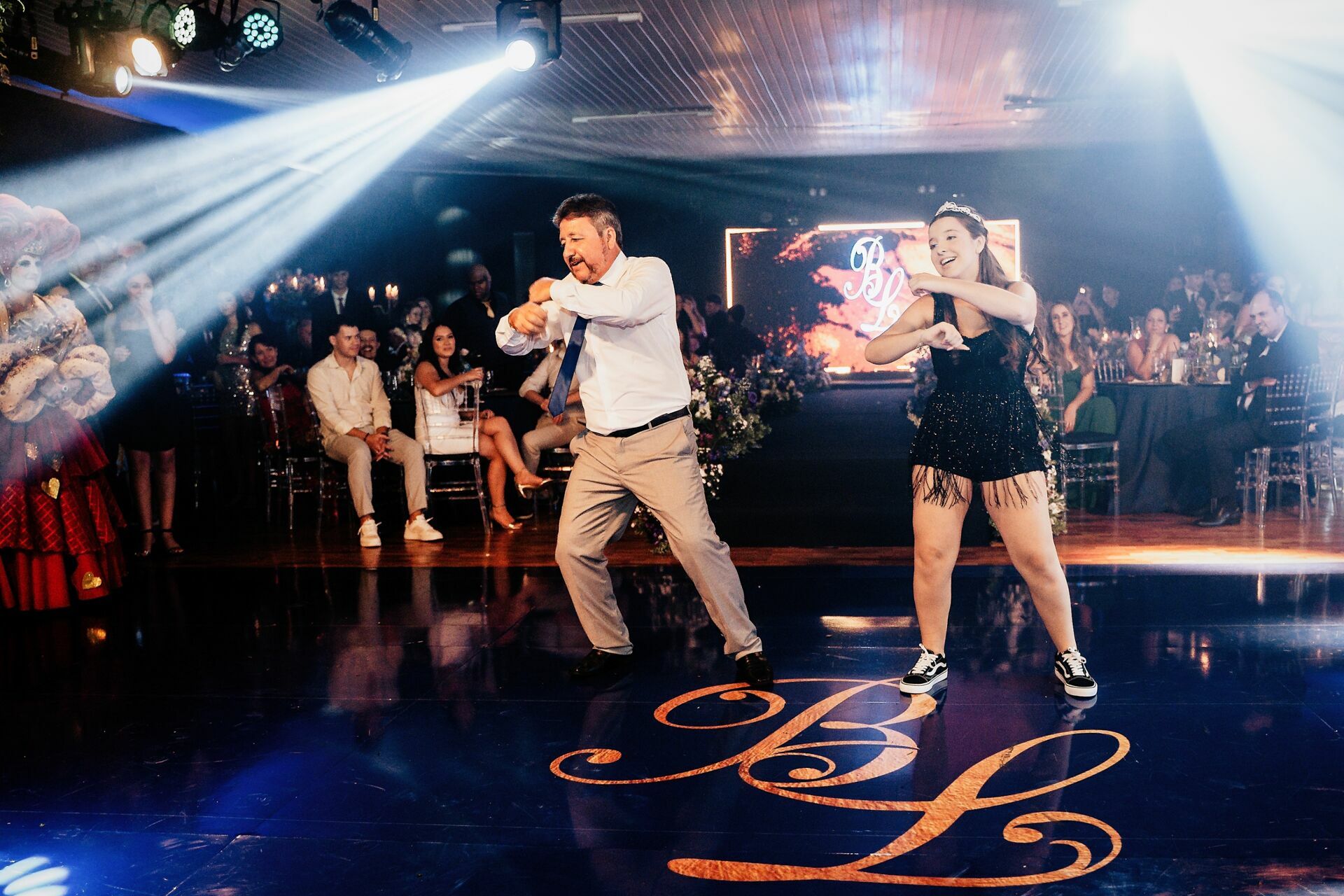 Foto Bibiana no país das maravilhas - 15 Anos - Imagem 47