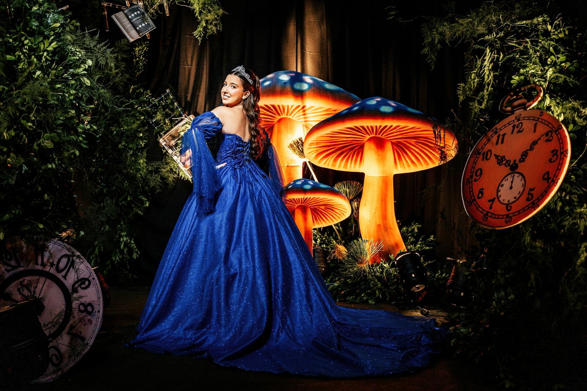 Foto Bibiana no país das maravilhas - 15 Anos - Imagem 15