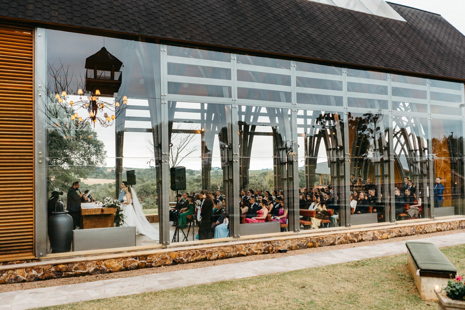 Foto Natalia e Ian - Casamento - Imagem 48